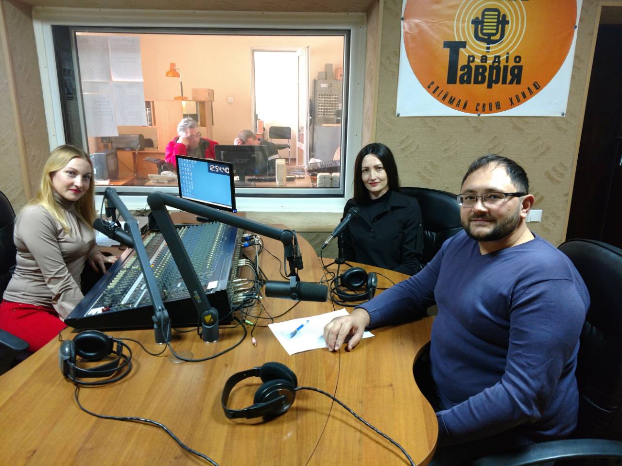 Олена Іпатенко та Богдан Руденко в прямому ефірі розказали, як діяти жінкам, коли насильство в родині є системним